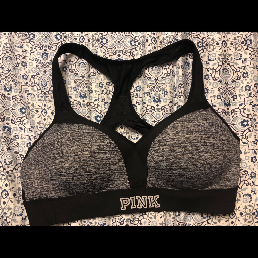 Push up sports bra